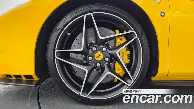 Ferrari F8 Tributo 3.9 V8 2020 — фото 5