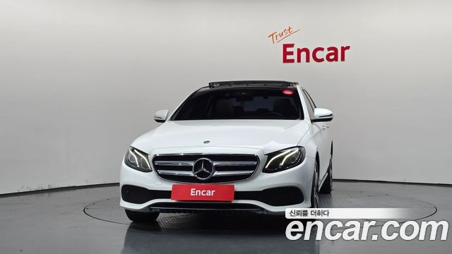 Mercedes-Benz E-Class (W213) E300 Avantgarde 2019 — фото 3