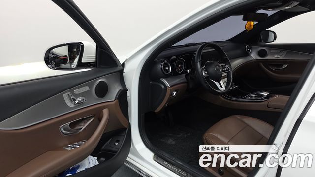 Mercedes-Benz E-Class (W213) E300 Avantgarde 2019 — фото 10