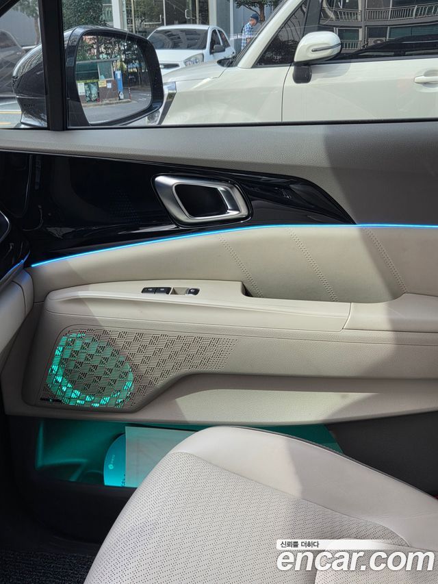 Kia Carnival (IV) Diesel 9-Seater Hi Limousine Signature 2024 — фото 14