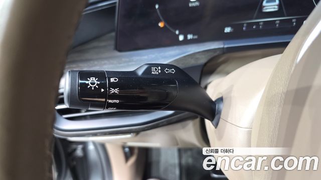 Kia K8 2.5 Gasoline 2WD Signature 2022 — фото 30