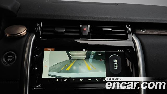 Land Rover Discovery 5 3.0 TD6 HSE 2017 — фото 15