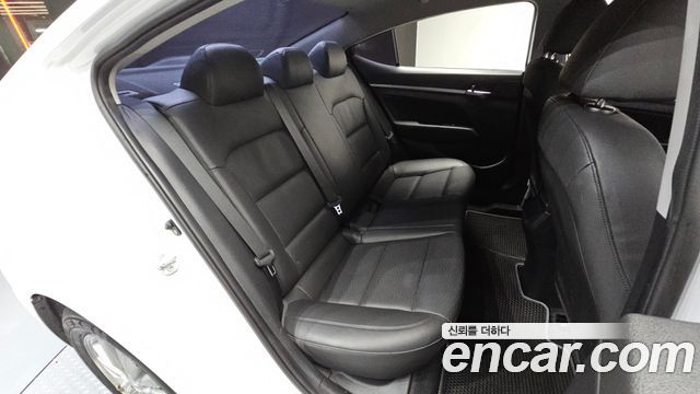 Hyundai Avante (AD) 1.6 Smart 2019 — фото 11