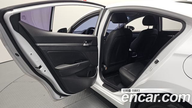 Hyundai Avante (AD) 1.6 Smart 2019 — фото 12