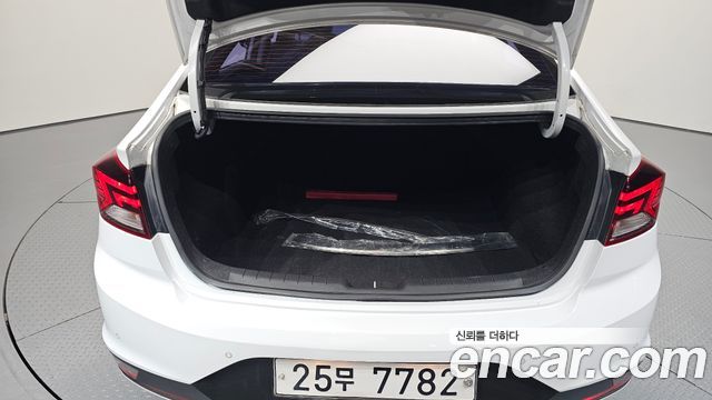 Hyundai Avante (AD) 1.6 Smart 2019 — фото 20