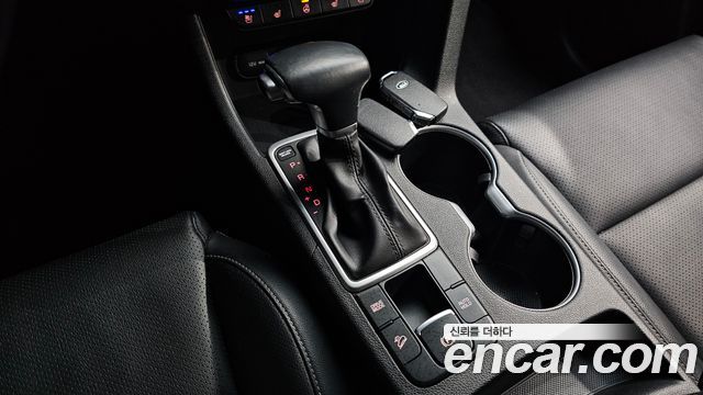 Kia Sportage The Bold Gasoline Prestige 2021 — фото 9