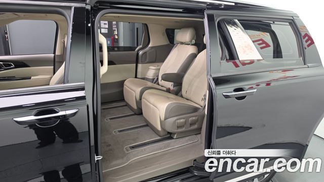 Kia Carnival (IV) Gasoline 7-Seater Noblesse 2023 — фото 11