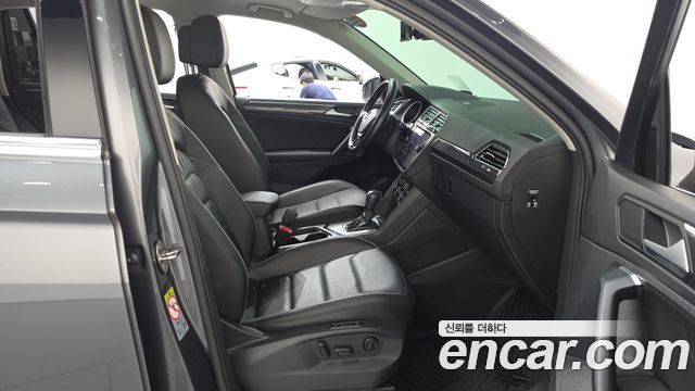 Volkswagen Tiguan (II) 2.0 TDI Prestige 2020 — фото 15