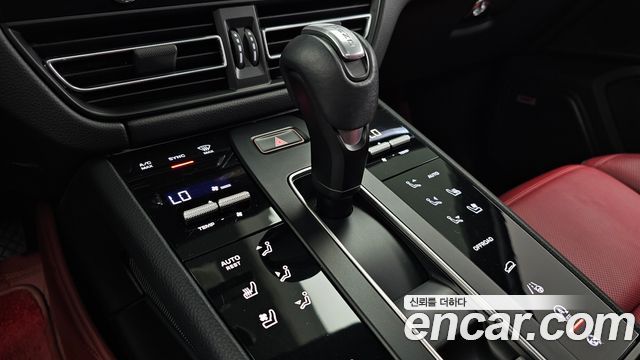 Porsche Macan 2.9 GTS 95B 2023 — фото 9