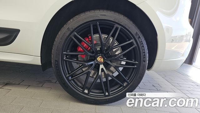 Porsche Macan 2.9 GTS 95B 2023 — фото 27