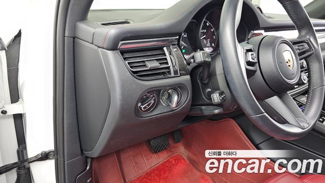 Porsche Macan 2.9 GTS 95B 2023 — фото 36