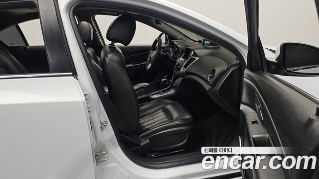 Chevrolet Cruze 1.8 LTZ+ 2012 — фото 26