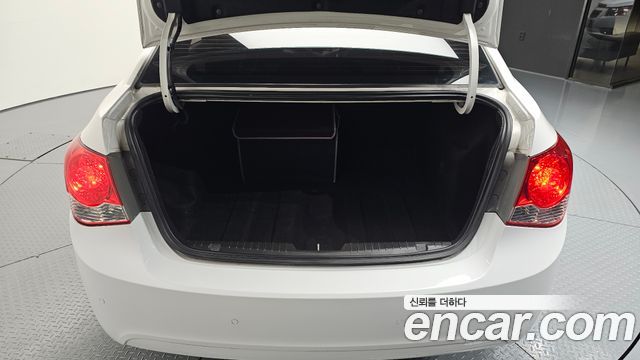 Chevrolet Cruze 1.8 LTZ+ 2012 — фото 29