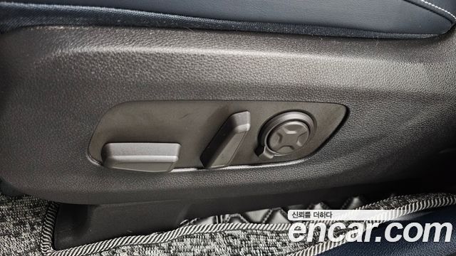 Kia Carnival (IV) HEV 7seater Gravity 2025 — фото 33