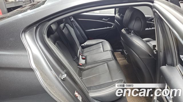Genesis G70 2.0T Advanced 2018 — фото 11
