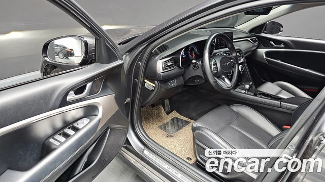 Genesis G70 2.0T Advanced 2018 — фото 12