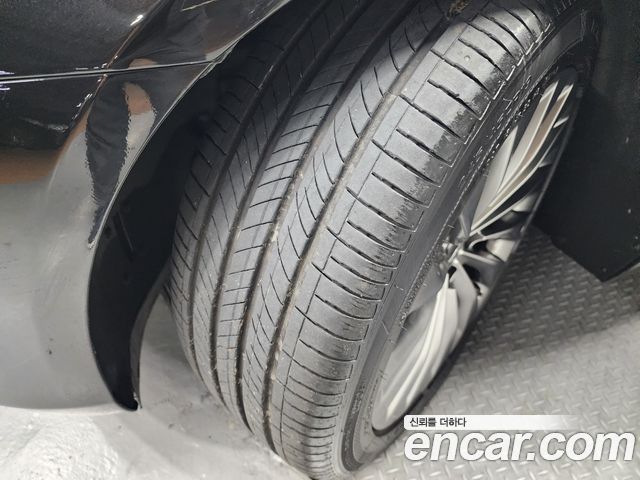 Genesis EQ900 5.0 GDI AWD Prestige 2018 — фото 24