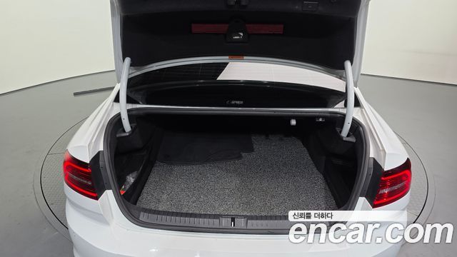 Volkswagen Passat GT (B8) 2.0 TDI Premium 2018 — фото 24