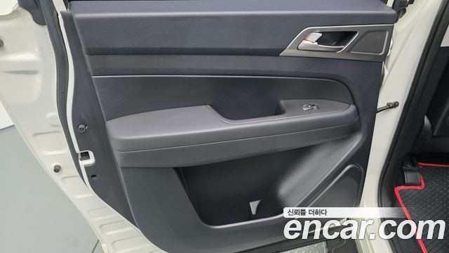 KG Mobility (SsangYong) Rexton Sports Diesel 2.2 4WD Adventure 2019 — фото 31