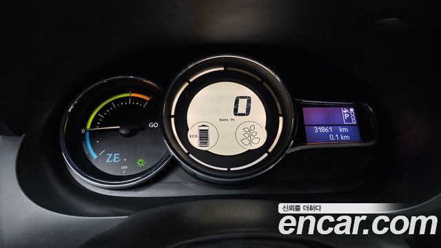 Renault Korea SM3 Z.E. RE 2017 — фото 8