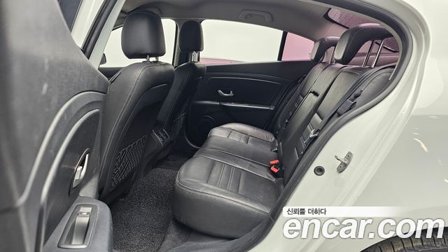 Renault Korea SM3 Z.E. RE 2017 — фото 11