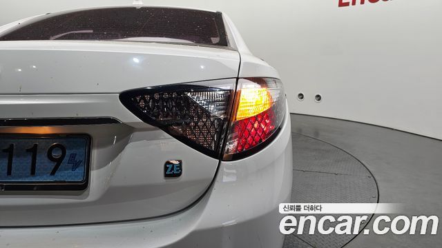 Renault Korea SM3 Z.E. RE 2017 — фото 23