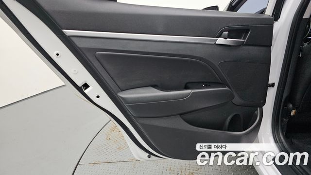 Hyundai Avante (AD) 1.6 Smart 2019 — фото 25