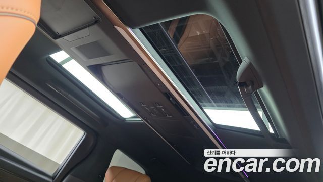 Toyota Alphard (IV) 2.5 HEV Executive AWD 2025 — фото 16