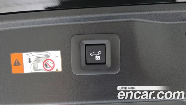 Toyota Alphard (IV) 2.5 HEV Executive AWD 2025 — фото 17