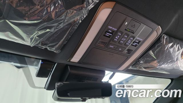 Toyota Alphard (IV) 2.5 HEV Executive AWD 2025 — фото 20