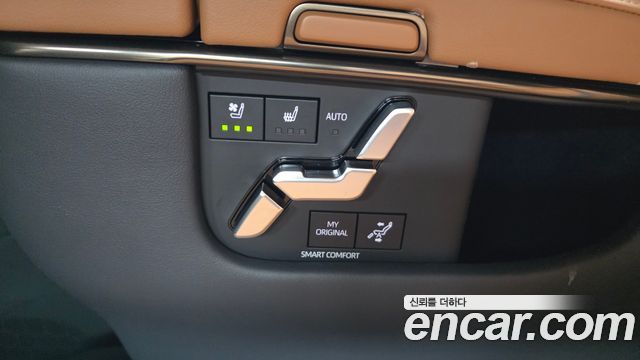 Toyota Alphard (IV) 2.5 HEV Executive AWD 2025 — фото 35