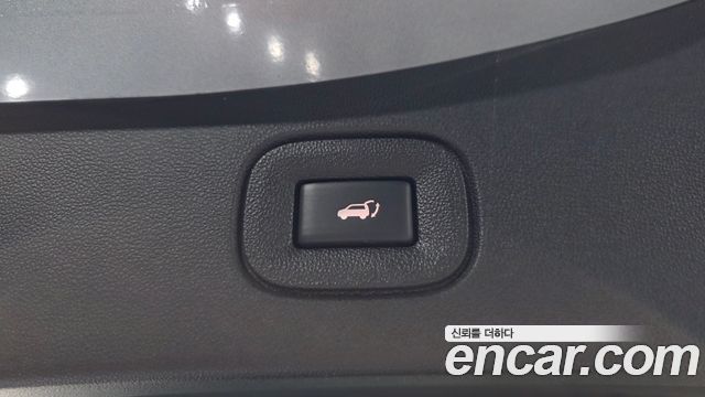 Renault Korea QM6 2.0 GDe RE Signature 2WD 2023 — фото 22