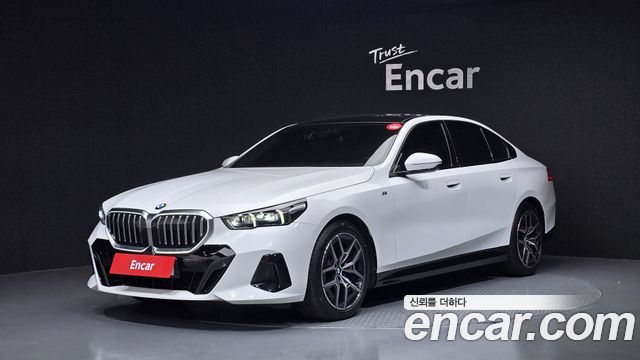 BMW 5 Series (G60) 520i M Sport