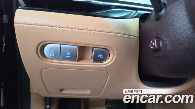 Genesis G90 (RS4) Gasoline 3.5 Turbo 2WD 2022 — фото 18
