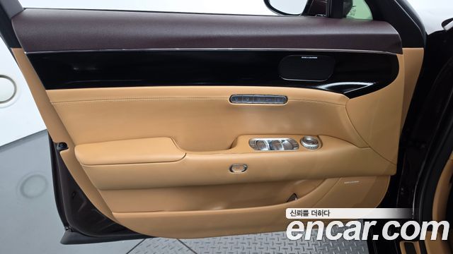 Genesis G90 (RS4) Gasoline 3.5 Turbo 2WD 2022 — фото 24