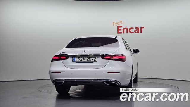 Mercedes-Benz E-Class (W213) E250 Exclusive 2022 — фото 4