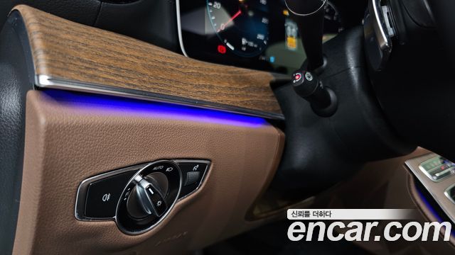 Mercedes-Benz E-Class (W213) E250 Exclusive 2022 — фото 13