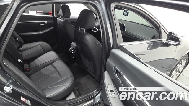 Hyundai Sonata (DN8) 2.0 LPG Premium Plus 2022 — фото 15