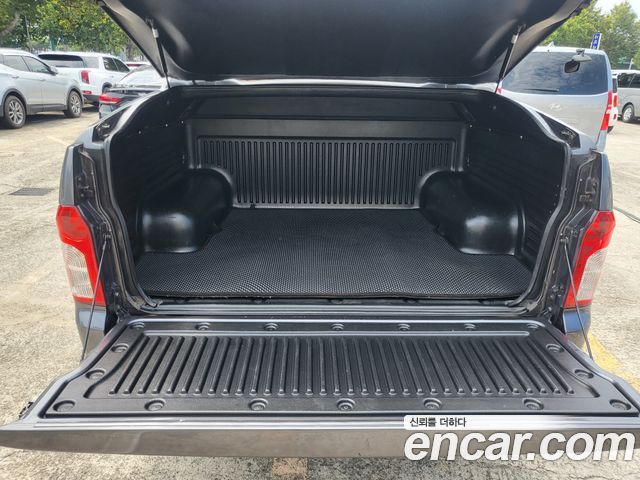 KG Mobility (SsangYong) Korando Sport Adventure 60th Edition 4WD 2015 — фото 5