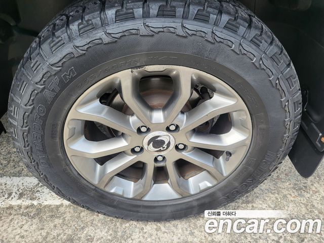 KG Mobility (SsangYong) Korando Sport Adventure 60th Edition 4WD 2015 — фото 20