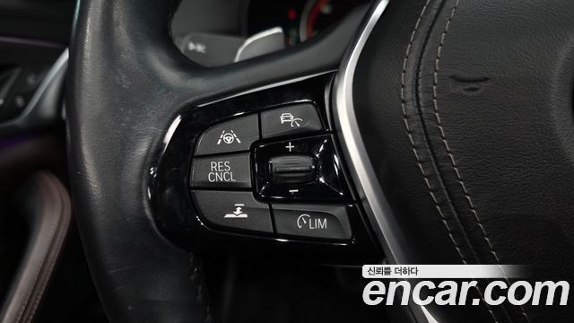 BMW 5 Series (G30) 520d M Sport Package Plus 2017 — фото 32