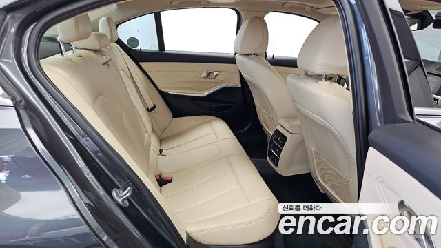 BMW 3 Series (G20) 330i xDrive Luxury 2019 — фото 12