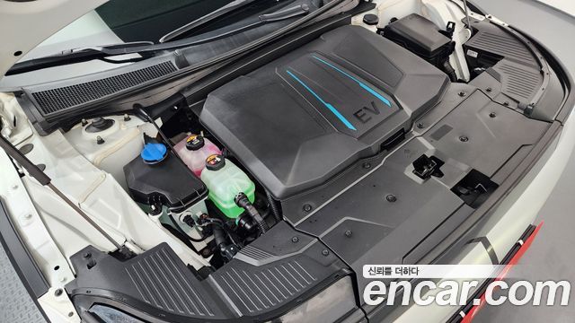Hyundai Ioniq 5 Long Range AWD Commercial Long Range Package 2023 — фото 6