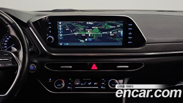Hyundai Sonata (DN8) 2.0 LPG(rental car) Smart 2020 — фото 14
