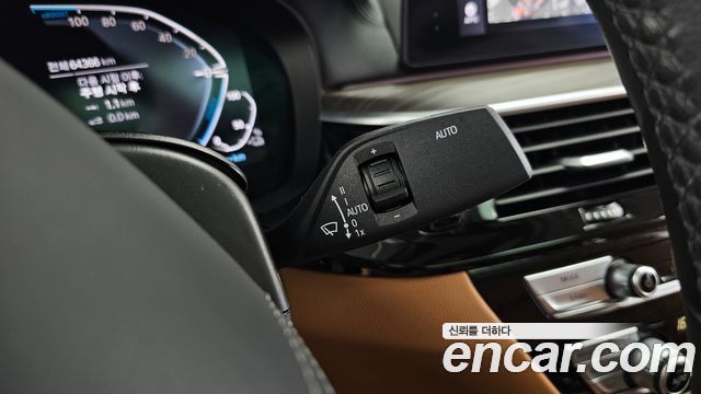 BMW 5 Series (G30) 530e Luxury 2020 — фото 29
