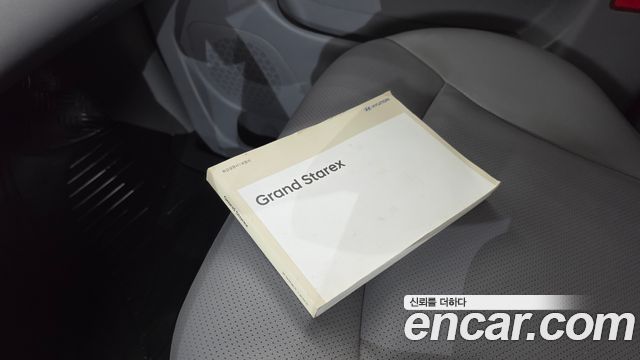 Hyundai Grand Starex Van 5-Seater Smart 2019 — фото 17