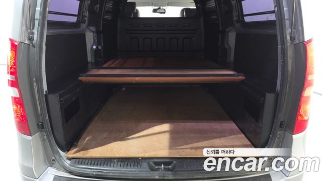 Hyundai Grand Starex Van 5-Seater Smart 2019 — фото 18