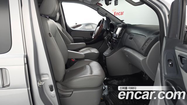 Hyundai Grand Starex Van 5-Seater Smart 2019 — фото 26