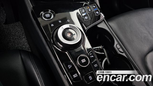Kia Sportage (V) Gasoline 1.6 Turbo 2WD Nobleless 2022 — фото 9