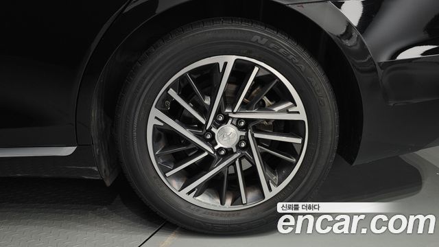Hyundai Grandeur (IG) 3.0 LPi Rent Car Premium 2021 — фото 21